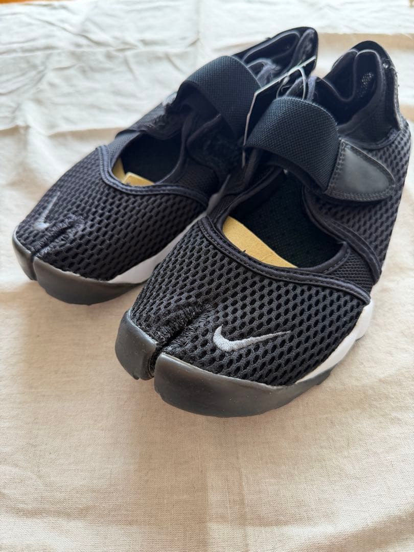 新品　NIKE AIR RIFT ナイキ エアリフト　25cm
