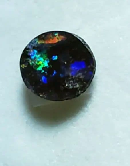 極ネオン　クイーンズランド産ボルダーオパール