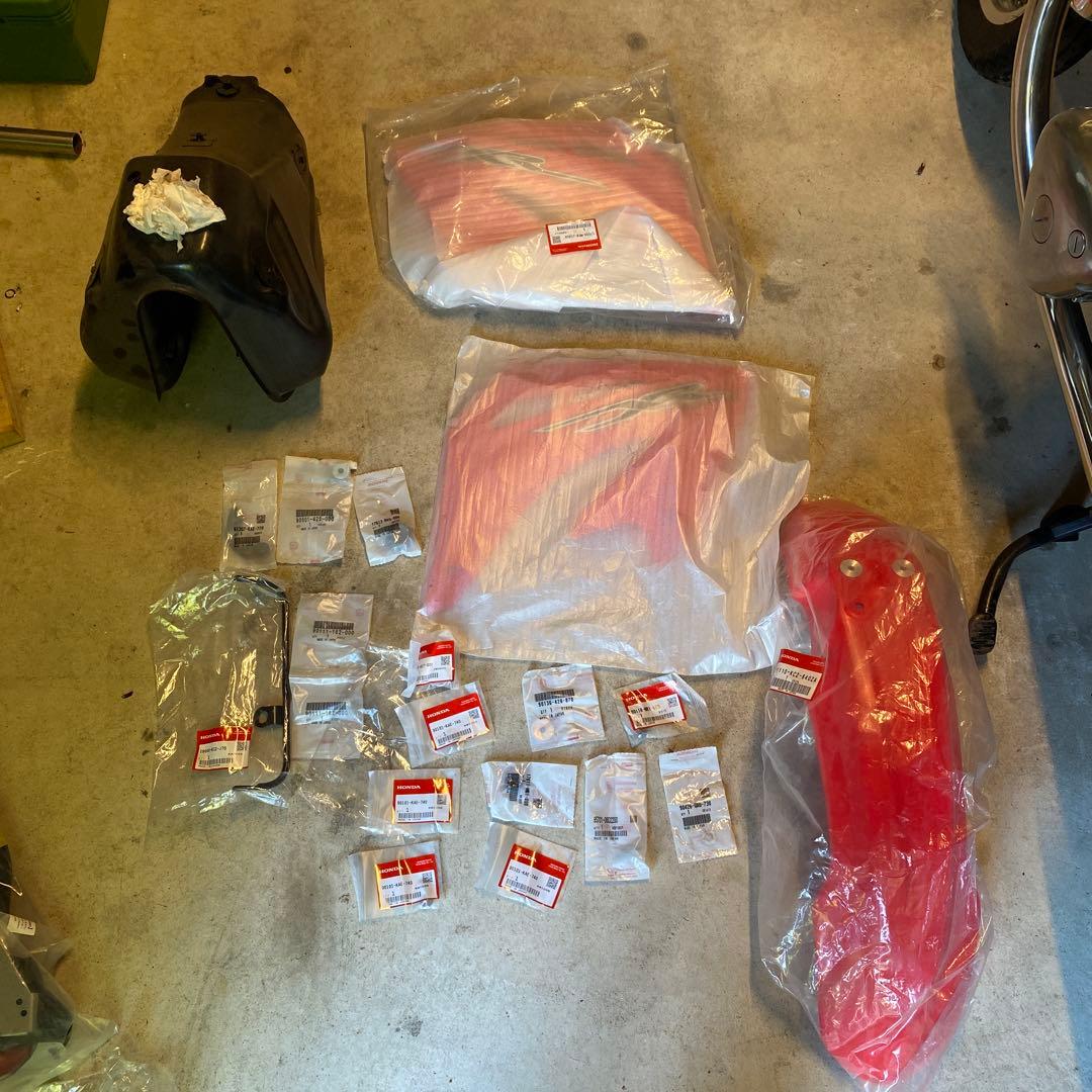 ホンダ レッド カウル・フェンダーセット