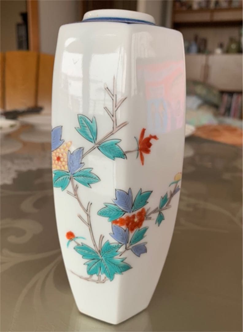 有田焼　仁和窯　花瓶　メルカリ便補償発送