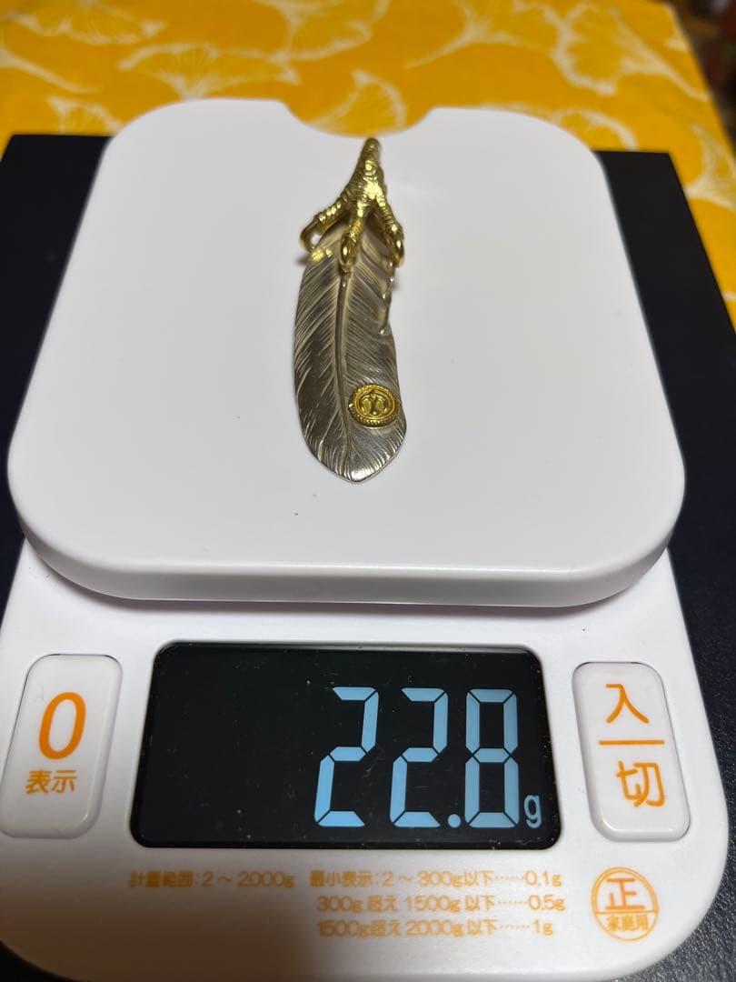 ケンキクチフェザー　チロル