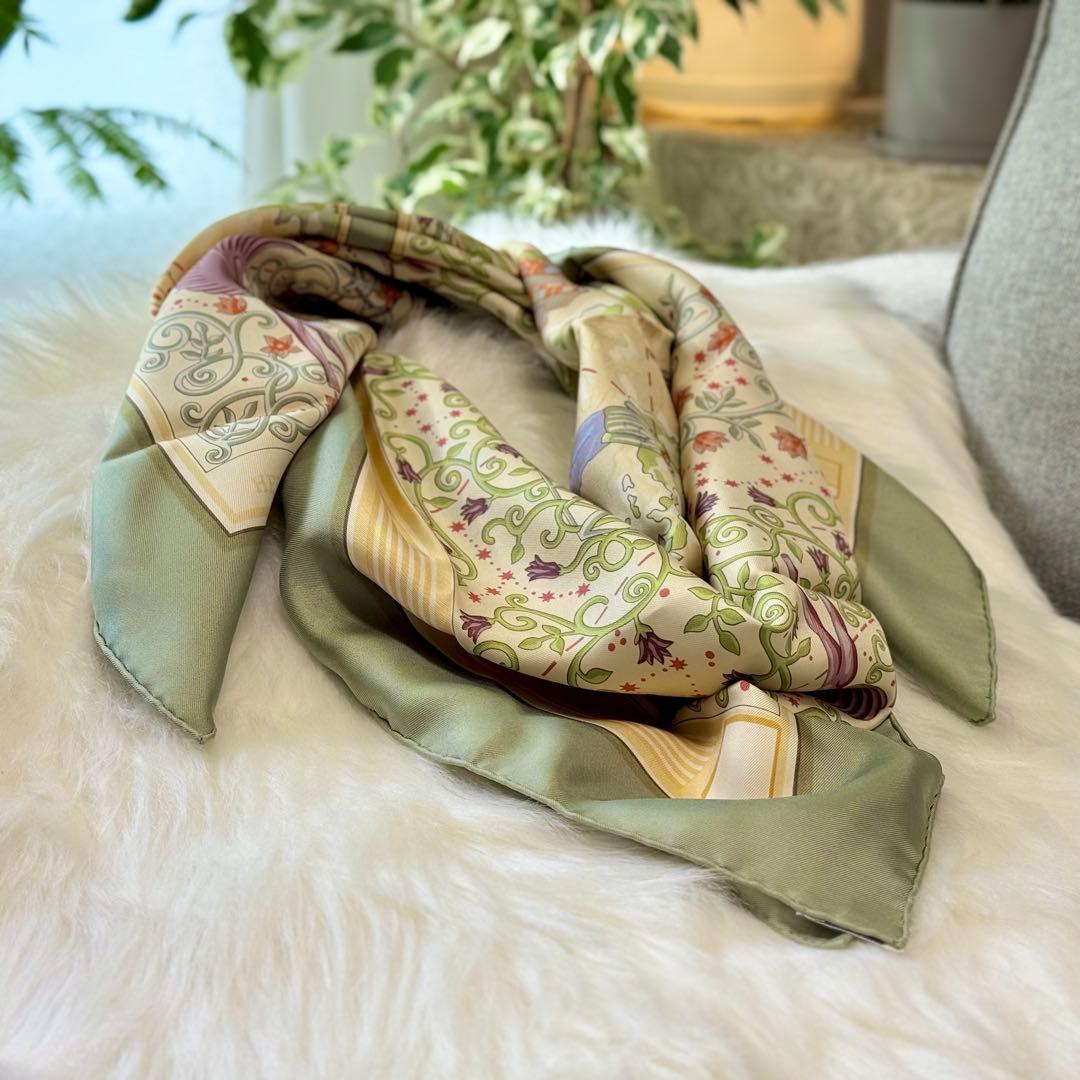 HERMES エルメス カレ 90 エルメス ドット コム スカーフ シルク