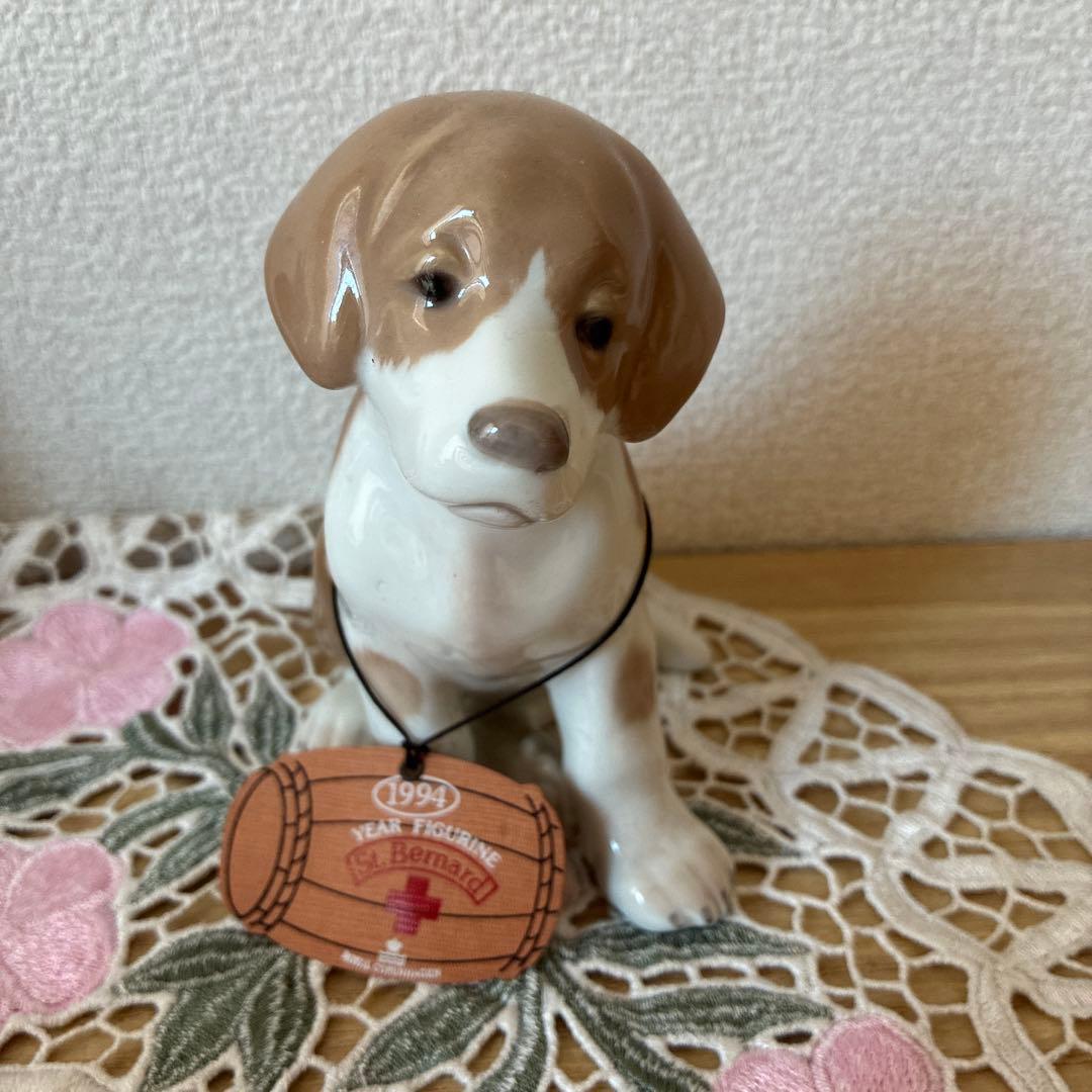 ロイヤルコペンハーゲン犬の置物