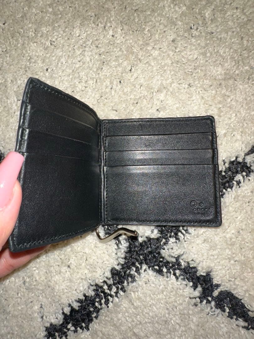 Gucci ブラックレザー マネークリップ